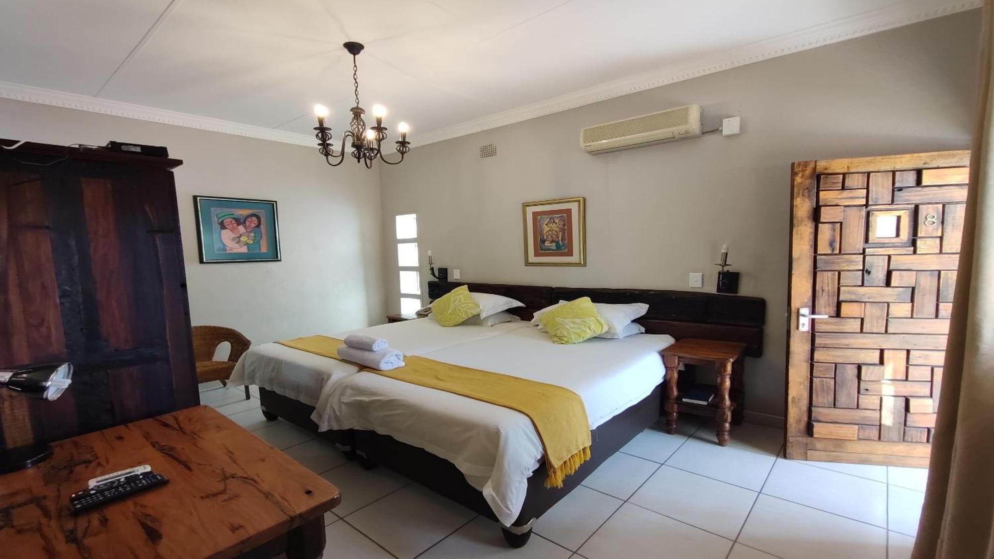 Bird'S Nest Guest House Keetmanshoop Habitación foto
